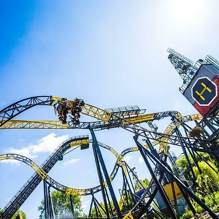 Walibi Village-2